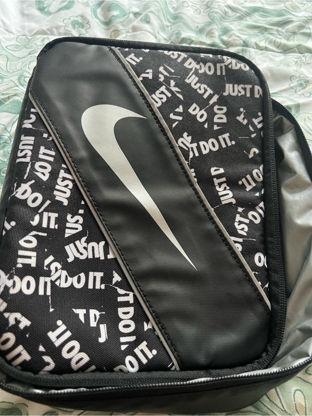 Nike lunch bags For kids